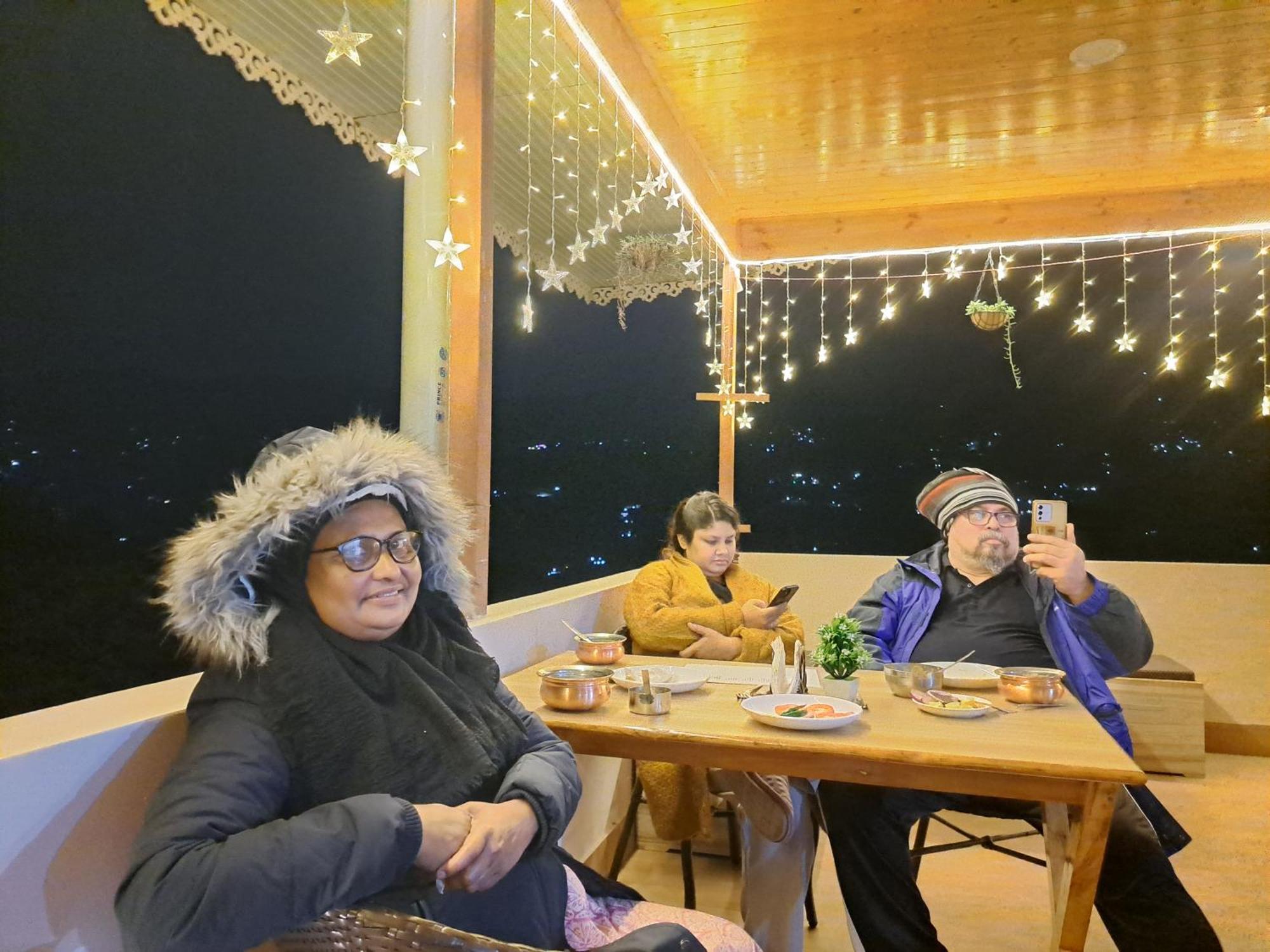 Snow White Retreat Hotel And Restaurant Gangtok Exterior photo